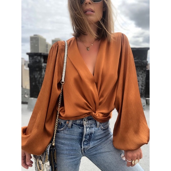 Last 1✨Stella Metallic Puff Sleeve Top - Silver - Picture 8 of 8